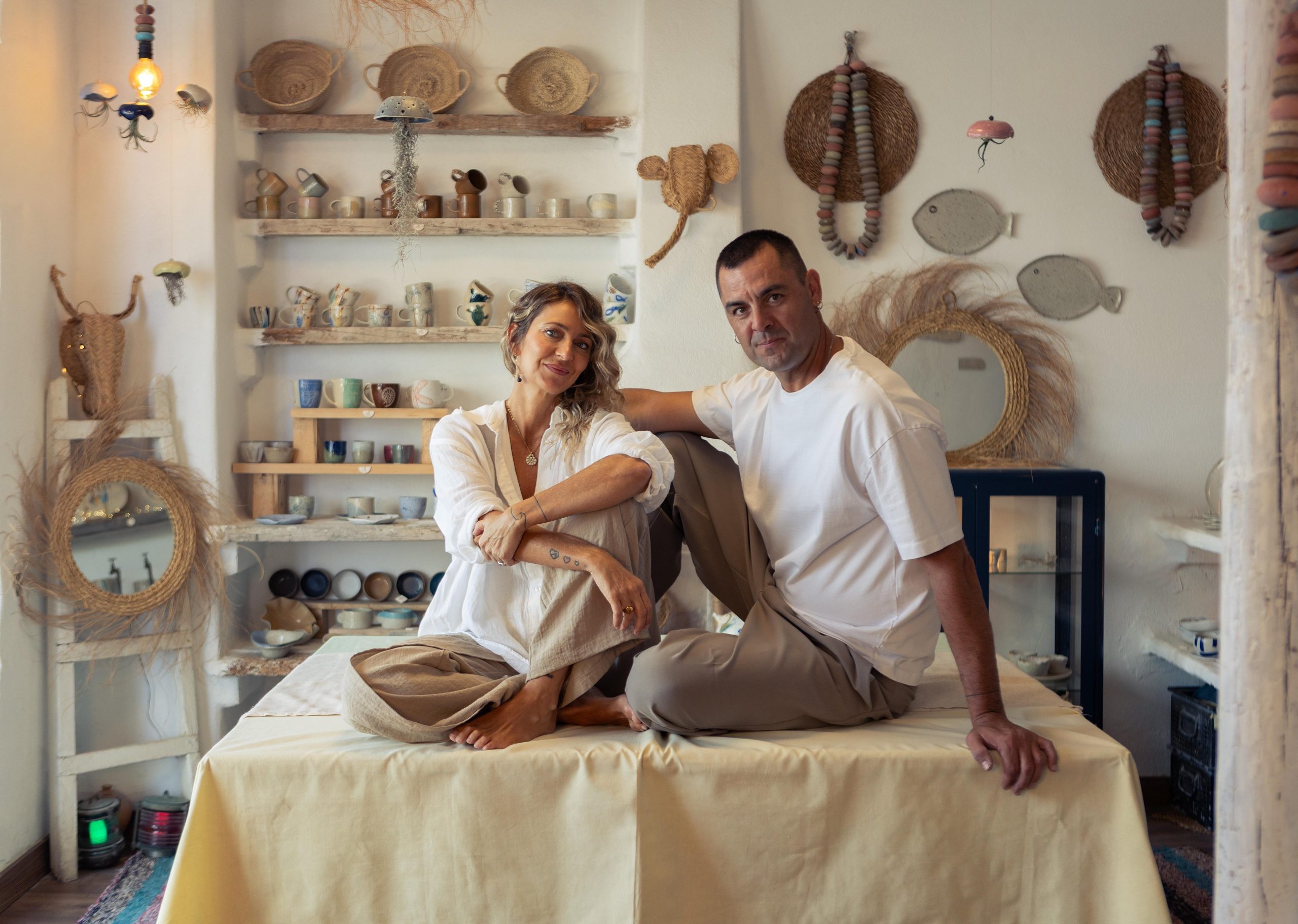 Pepa Guzmán y Rafael Molina en el taller de Sal de Coco